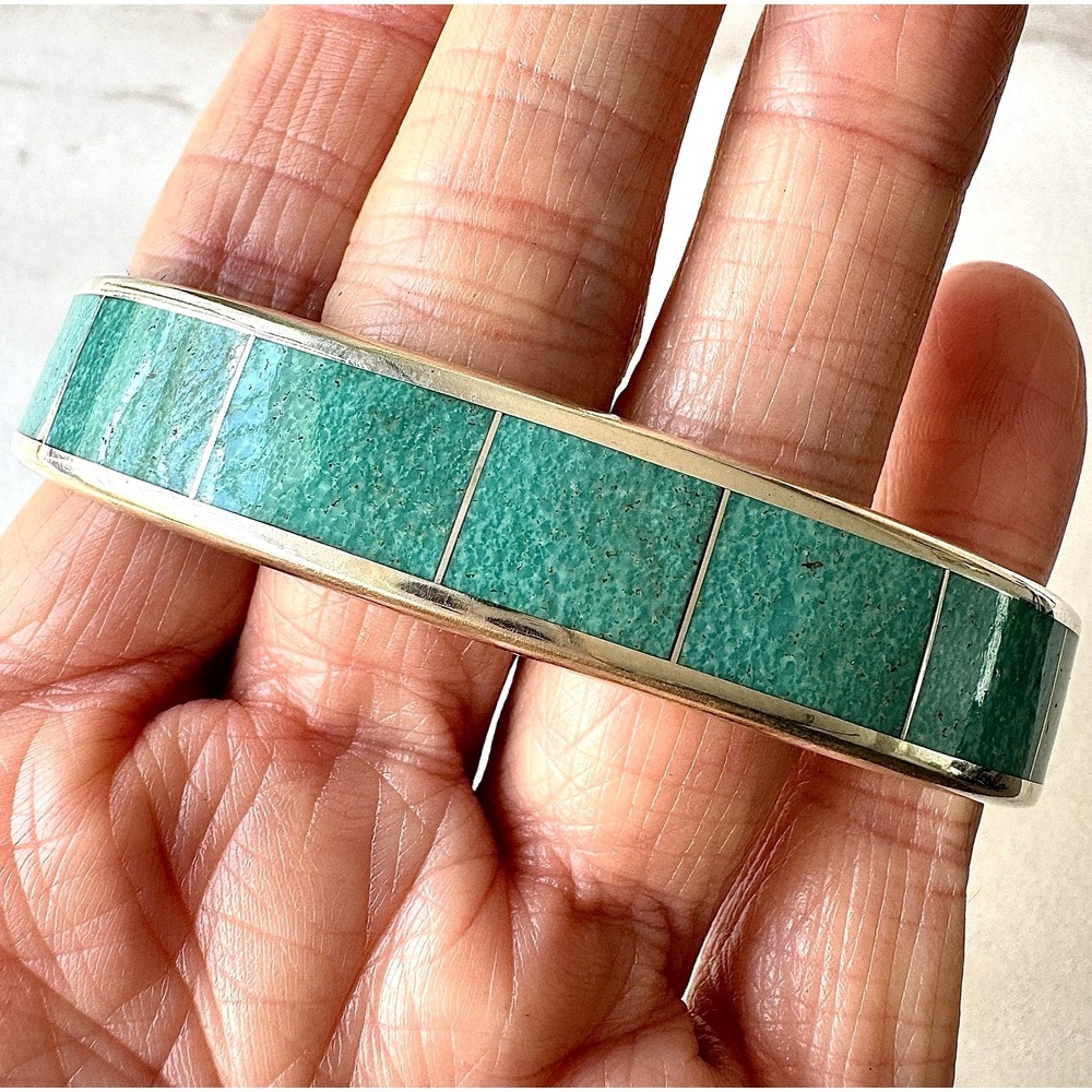 Mens Native Amer‎ Turquoise Cuff Bracelet 7.5 in Signed Loretto 43g Zuni Inlay